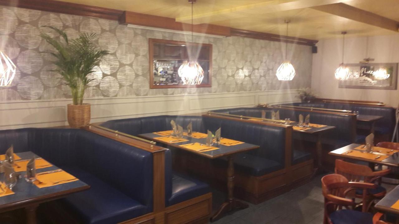 ホテル Le Maryland Blanzy エクステリア 写真